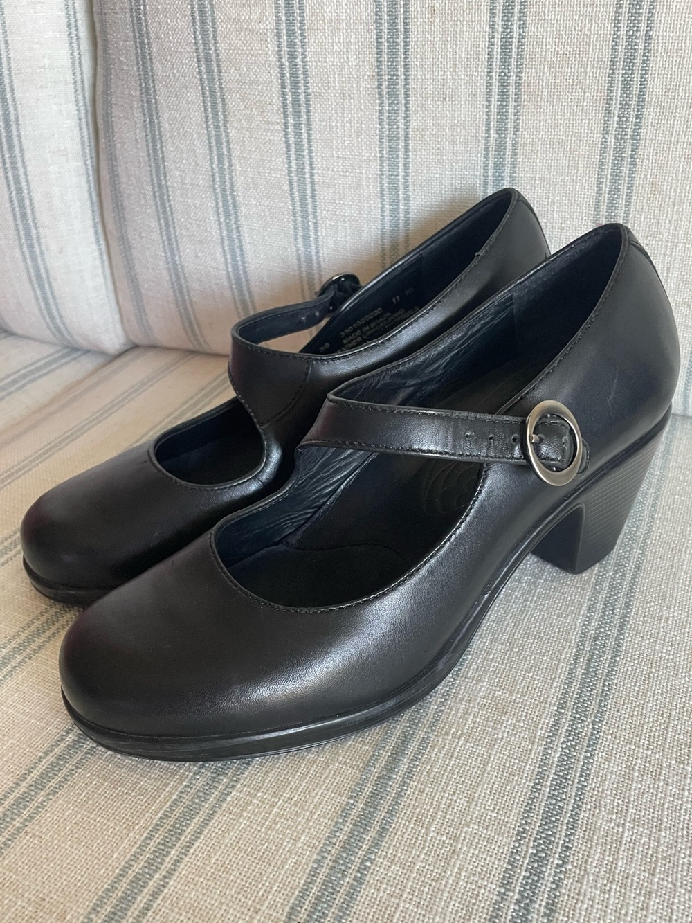 Dansko Becca Leather Mary Jane Chunky Heel Pumps Comfort Shoes EU 38 US 7.5